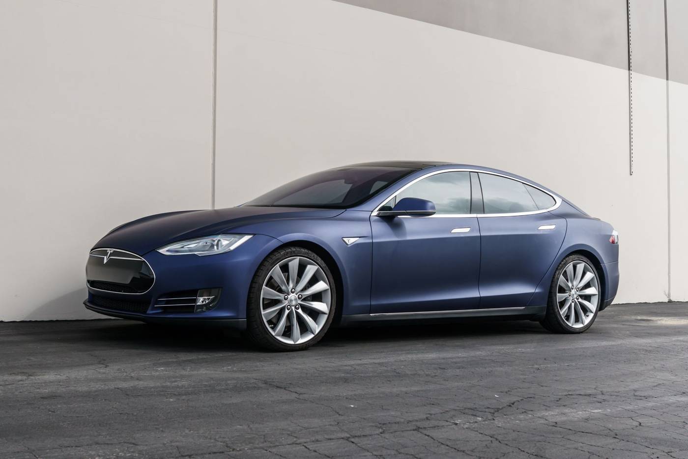 A federal judge upheld a jury's fraud verdict against Elon Musk over his Twitter buyout, rejecting his bid to toss the case…