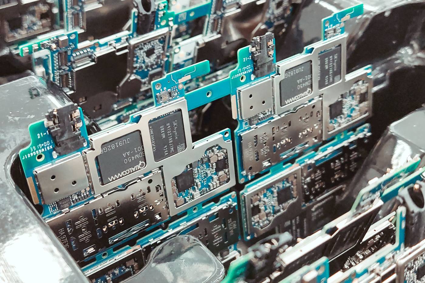 Qualcomm is acquiring AI software startup Modular for roughly $3.92 billion in stock, challenging Nvidia's CUDA platform…