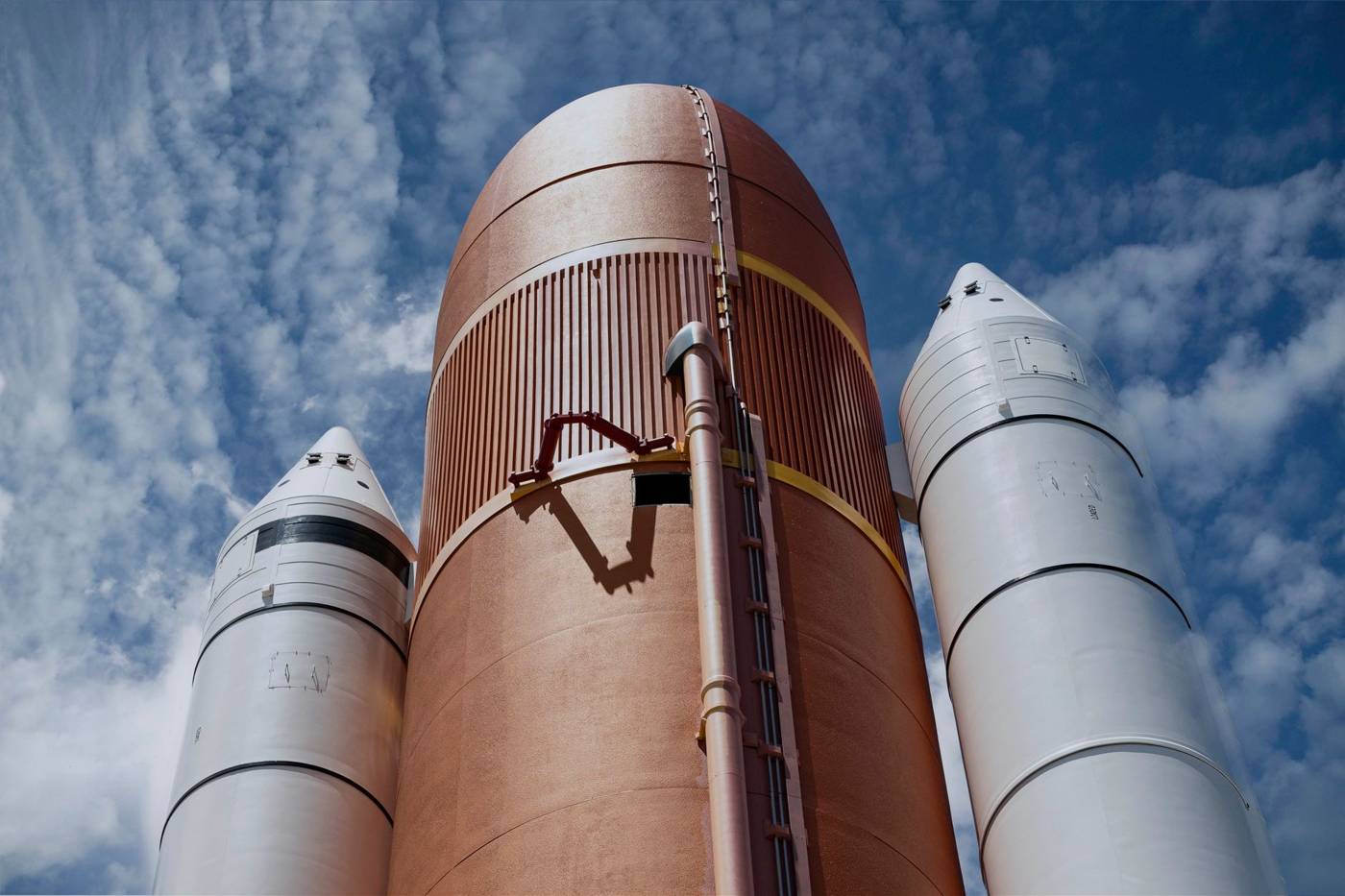 Rocket Lab is spending about 8 billion dollars to buy satellite operator Iridium, a bold bid to copy SpaceX's model.