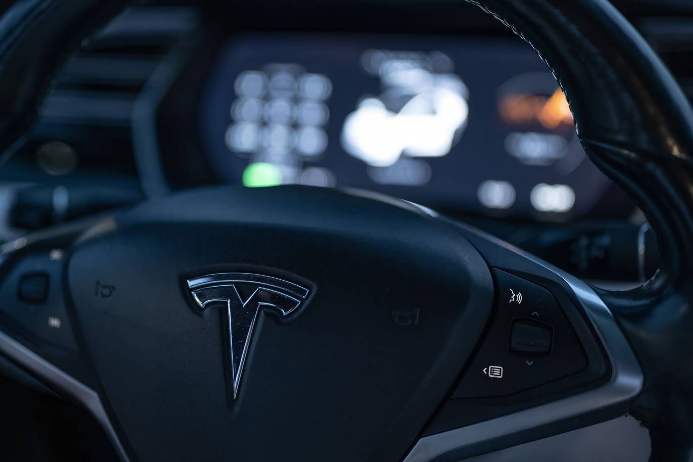Tesla's second quarter deliveries crushed Wall Street forecasts, yet shares fell 7.49 percent.