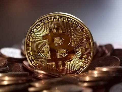 Trump Discloses $1.4 Billion In Crypto Earnings
